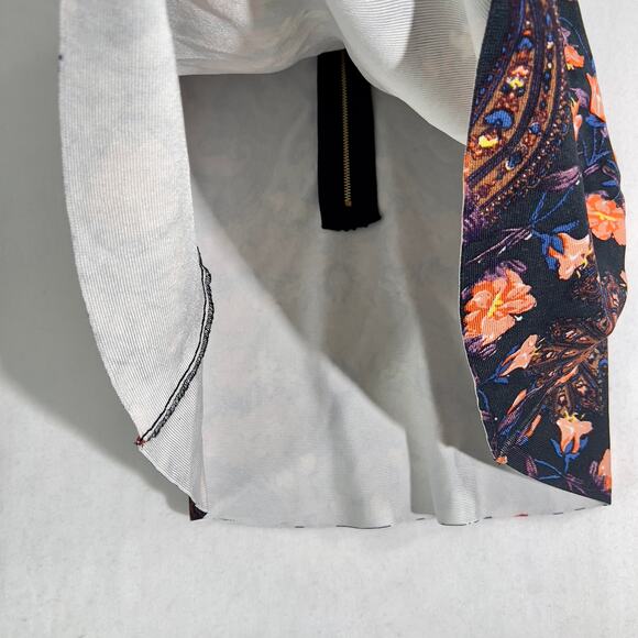 bebe x Naven Mini-Skirt Woman's Medium Floral Paisley STRETCHY Unlined Zipper - Picture 9 of 16